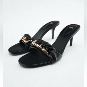 🖤ZARA KITTEN HEELS🖤